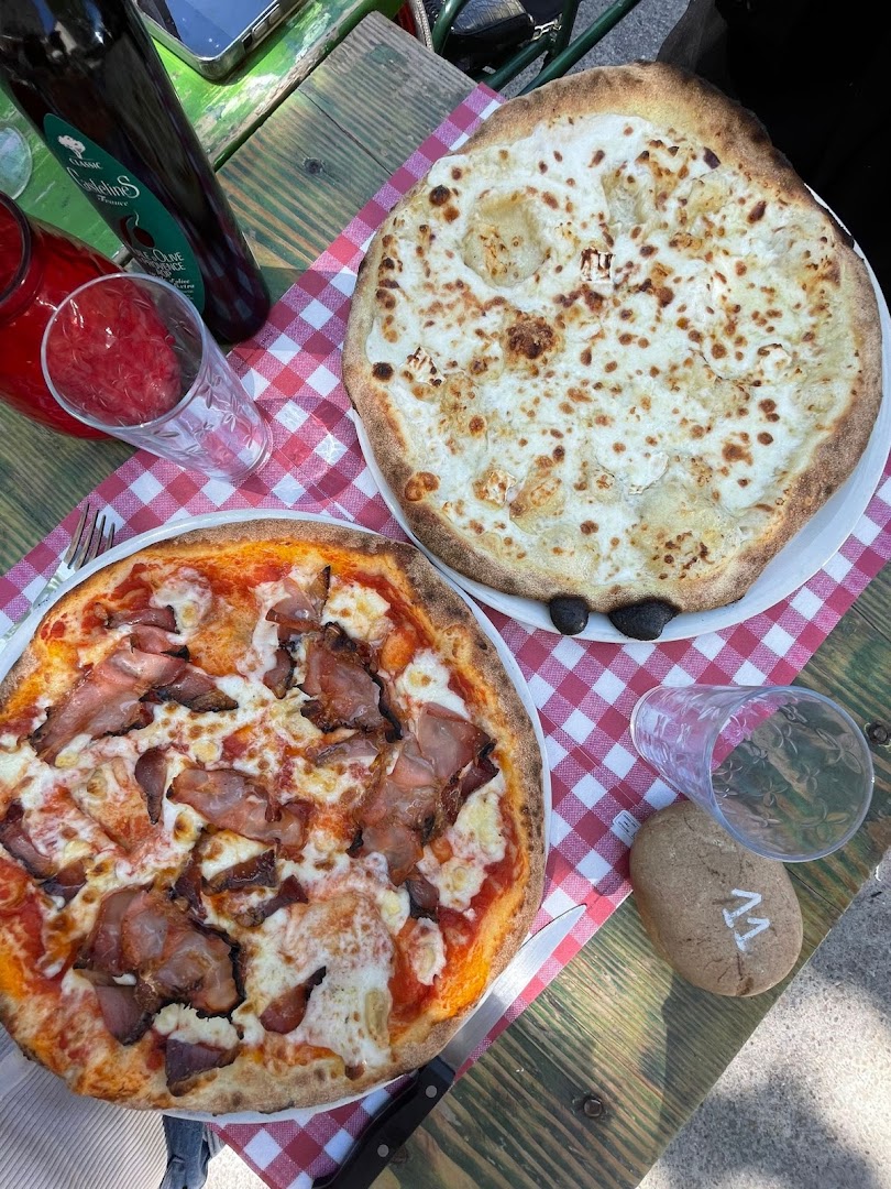 Pizza Basta · Photos 1